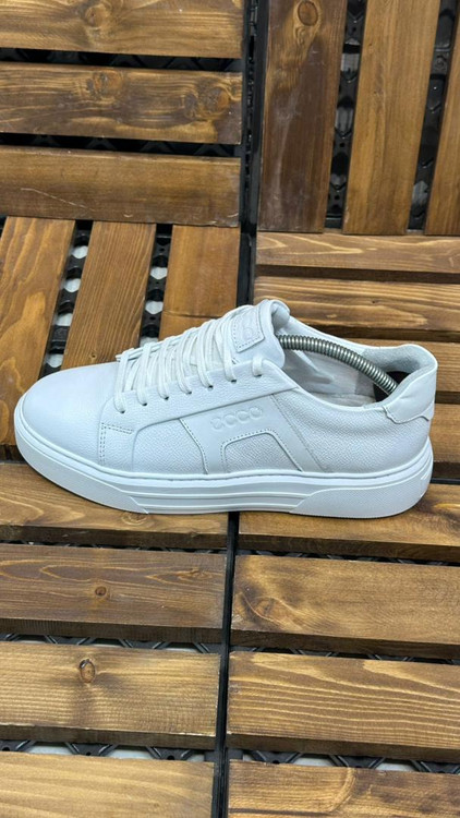 ونس چرم طبیعی مردانه برند اکو وارداتی