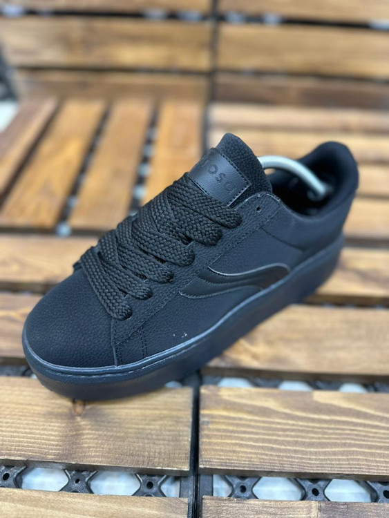 ونس مردانه لزدار 2025