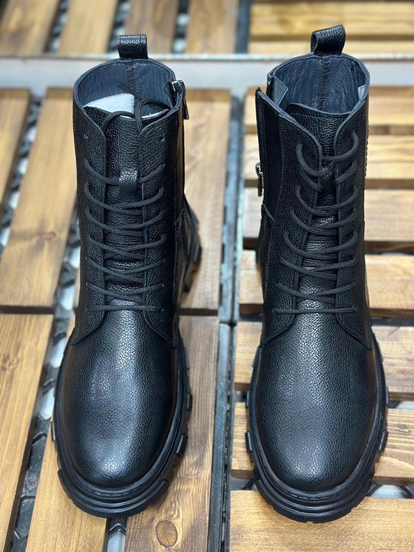 بوت مردانه چرم طبیعی