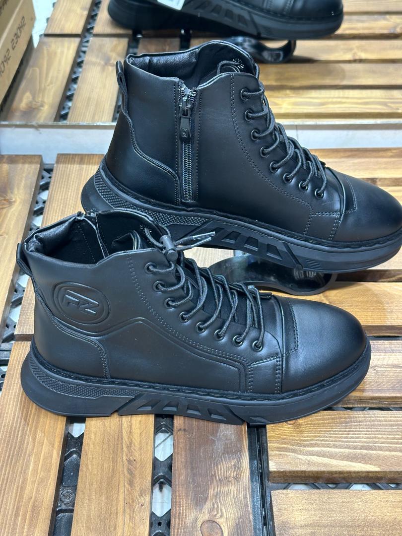 نیم بوت اسپرت 2025